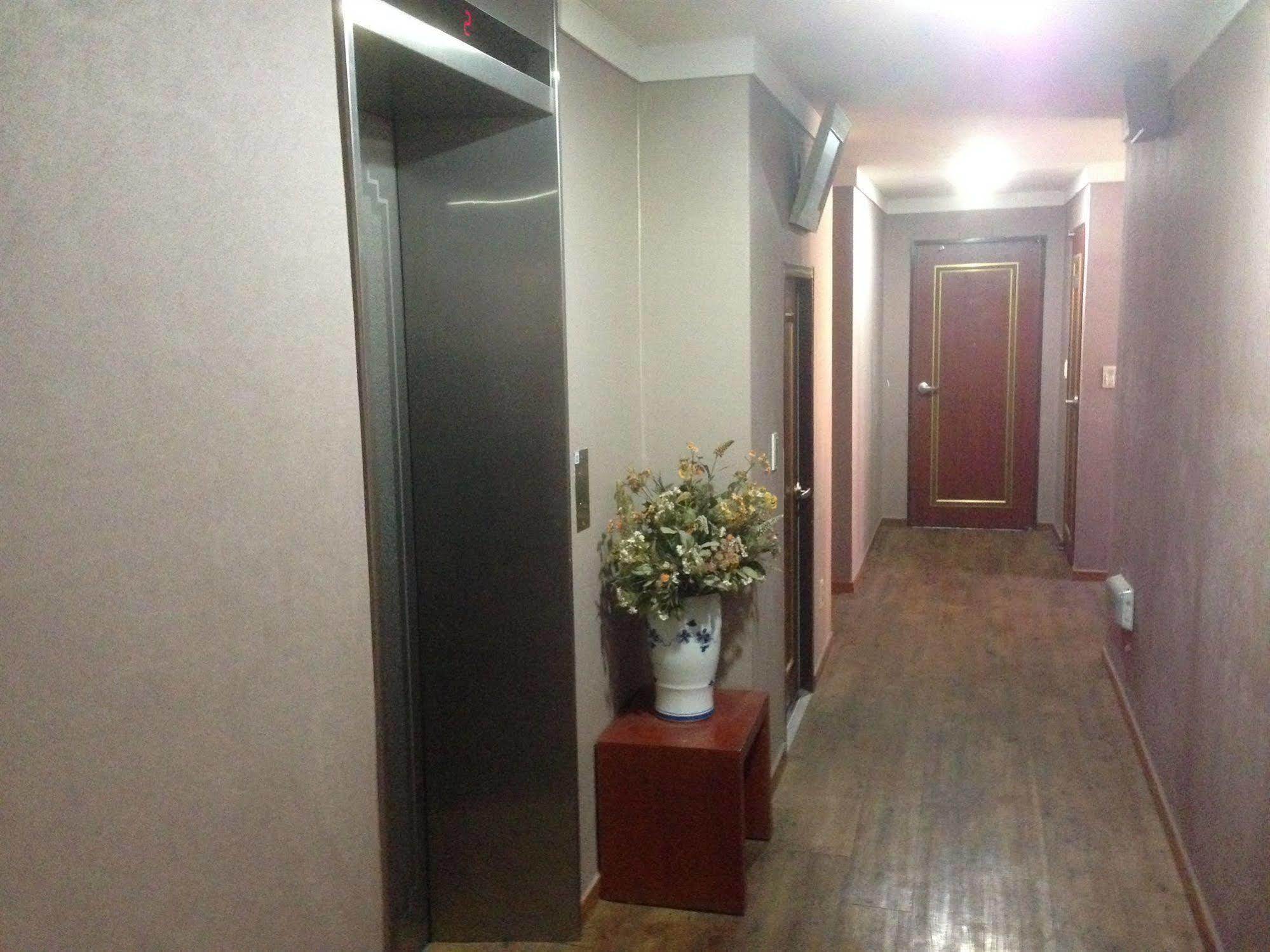 Daegu Goodstay Herotel Exterior foto